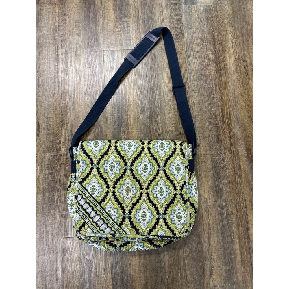 Vera Bradley Messenger Bag in Retired Cambridge Pattern Crossbody Green Travel